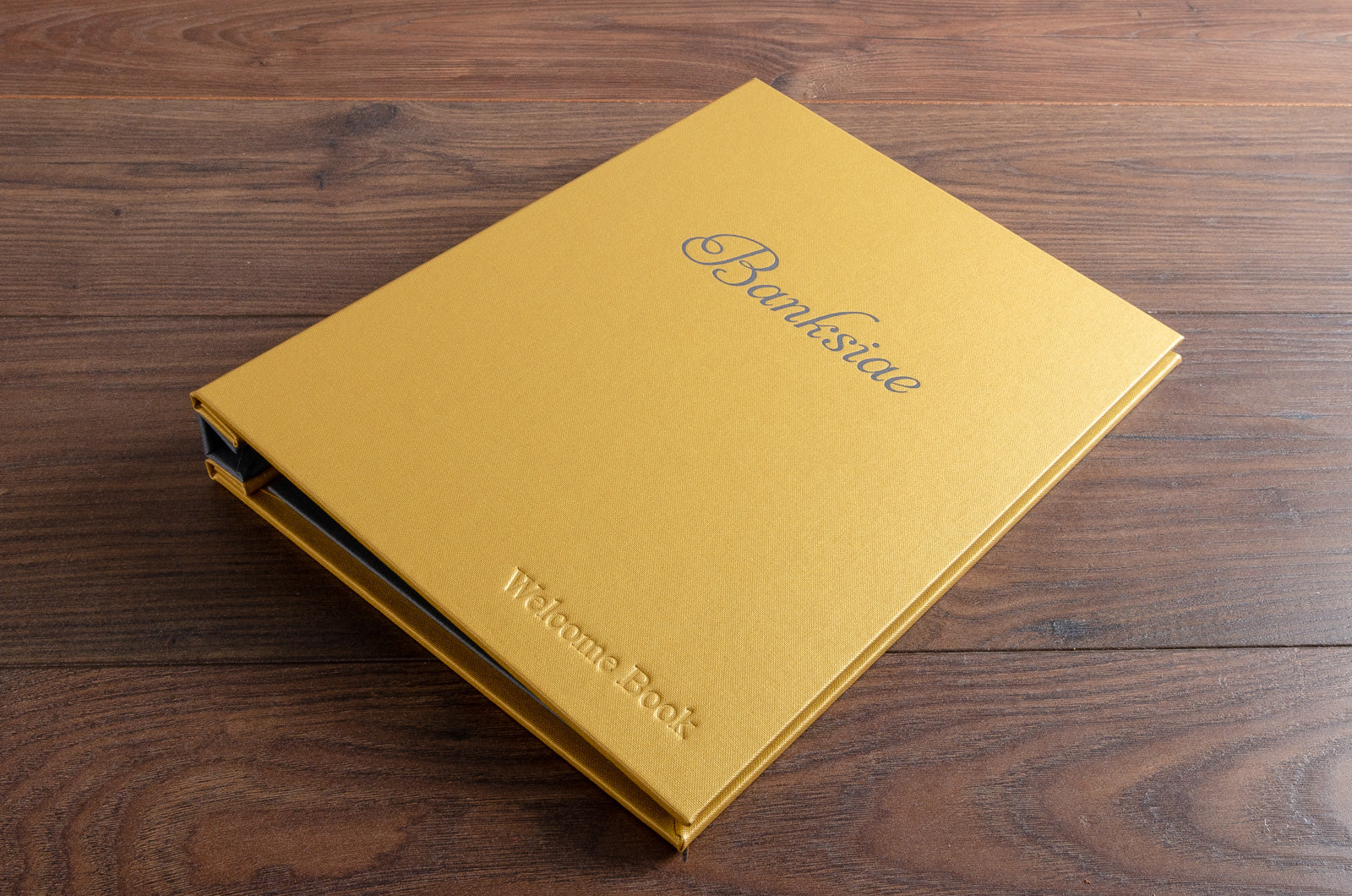 Personalised visitors welcome book
