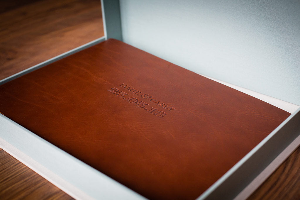 Clamshell wedding box with bespoke leather wedding album