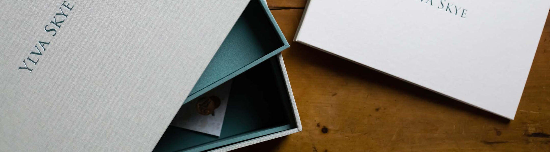 Keepsake & Memory Boxes