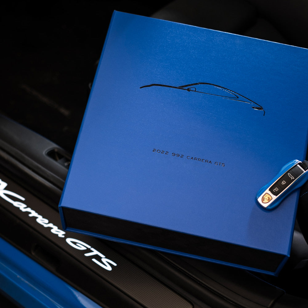 blue porsche carrera box file inside door of porsche - Gallery image 3