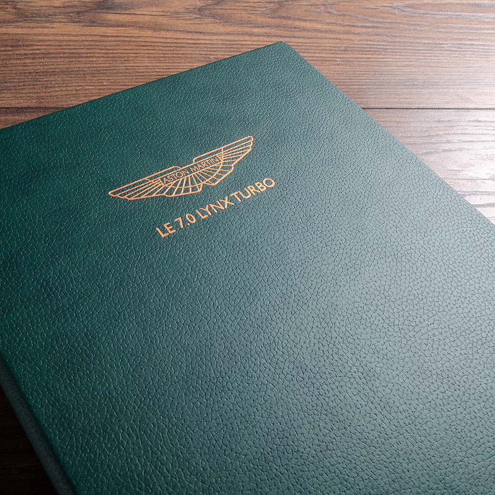 Personalised cover of green vehicle document folder - Gallery image 2