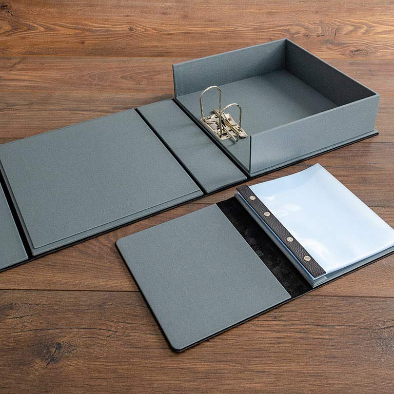 Open box file binder and A5 album for vehicle documents and photos - Gallery image 2