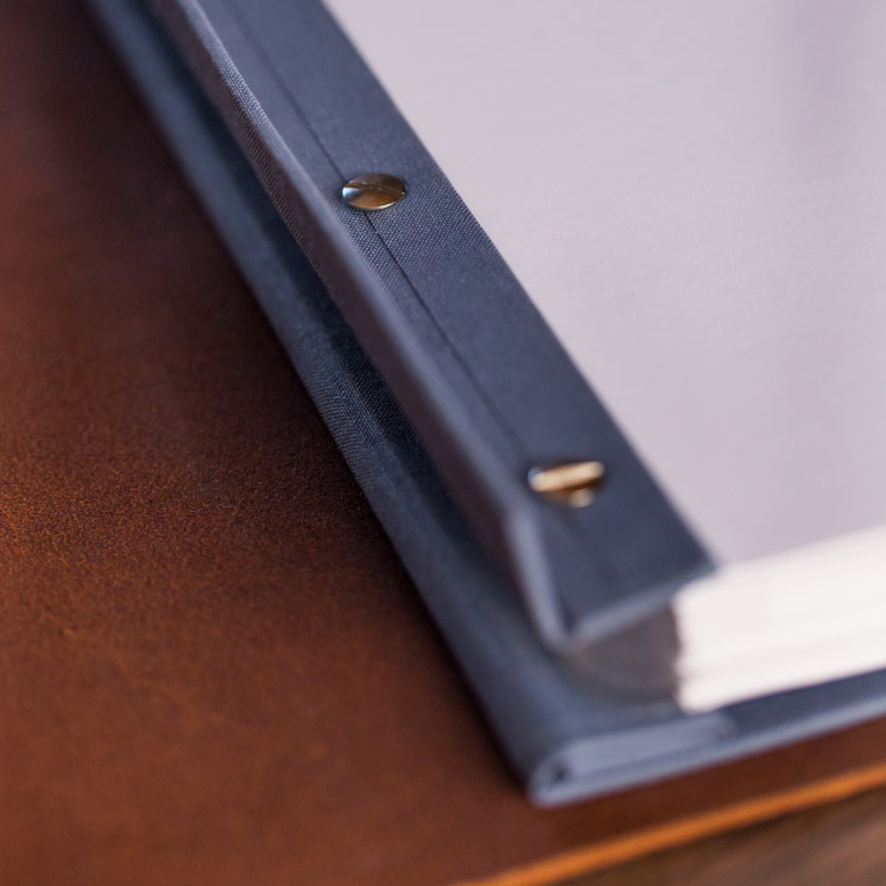 screw post binder mechanism - Gallery image 6