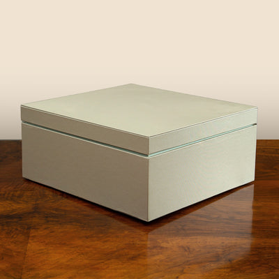 large custom made and bespoke presentation or keepsake box hand made hartnack and company