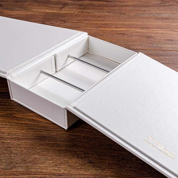 Presentation Binders & Boxes  Luxury, Bespoke & Personalised - Hartnack &  Co