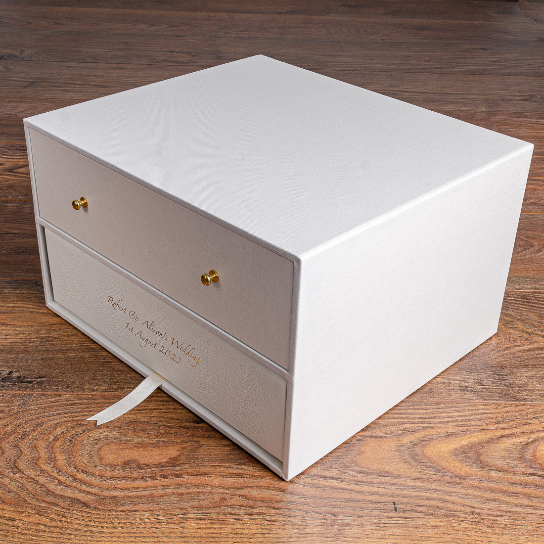 white wedding box with drawer and wedding album with gold foil emboss - Gallery image 1