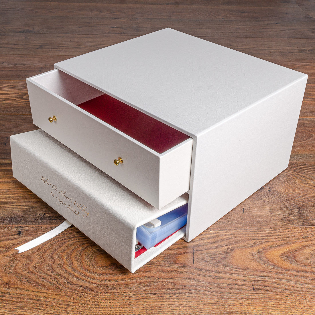 white keepsake box with drawer and white leather binder with gold foil embossing - Weddings, Personal, Families & Weddings, Ring Binders, Multi Slipcase