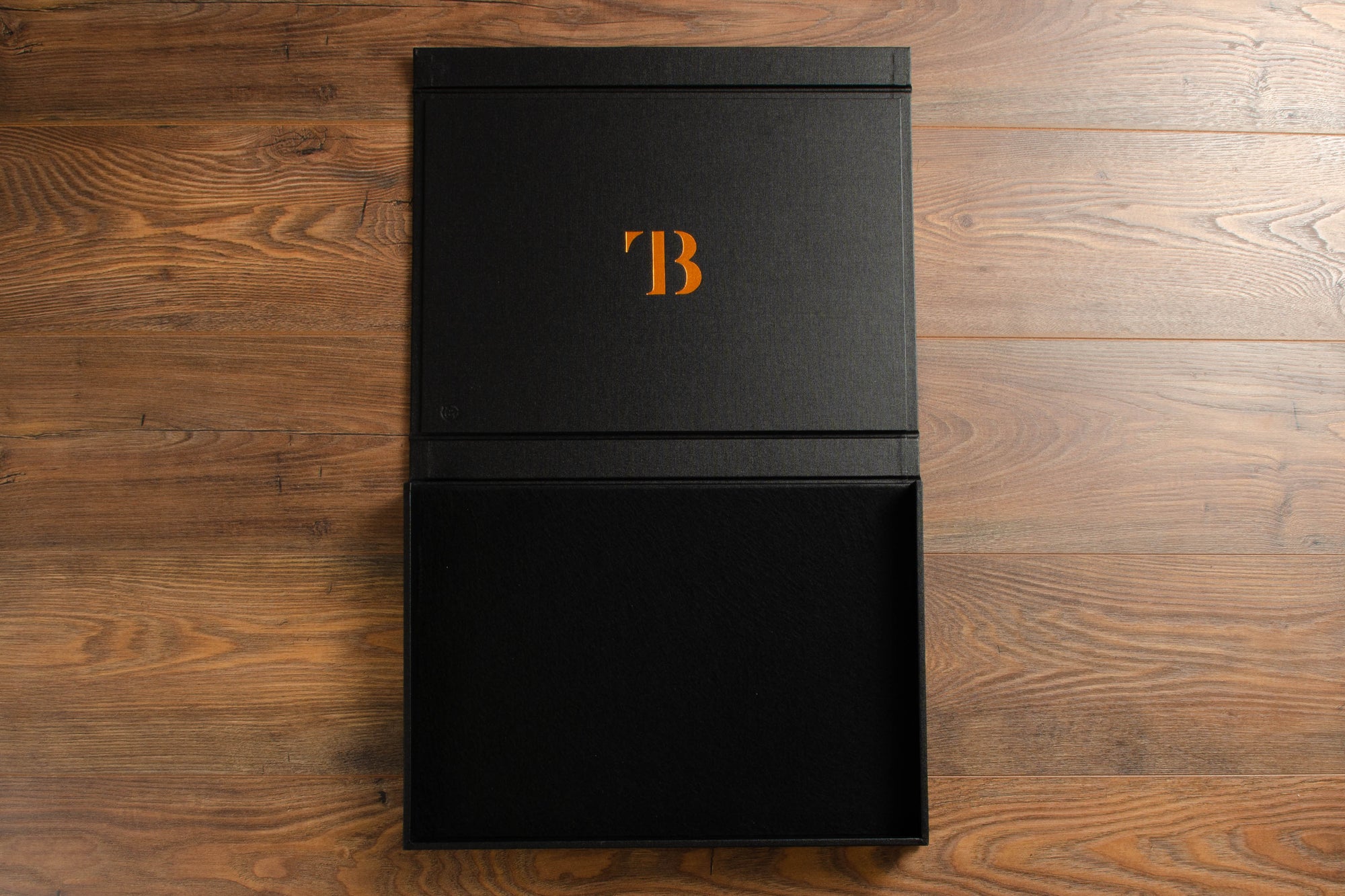 A4 personalised photography portfolio box with initials within cover